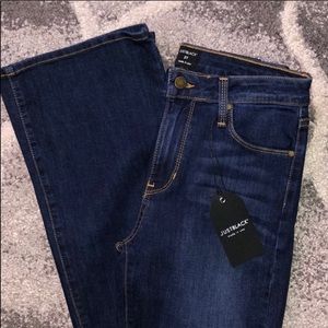 HIGH RISE MINI BOOTCUT JEANS